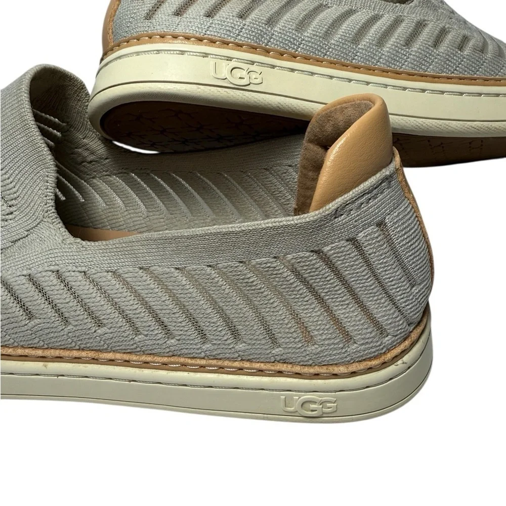 UGG Women’s Gray and Tan Loafers Size 9